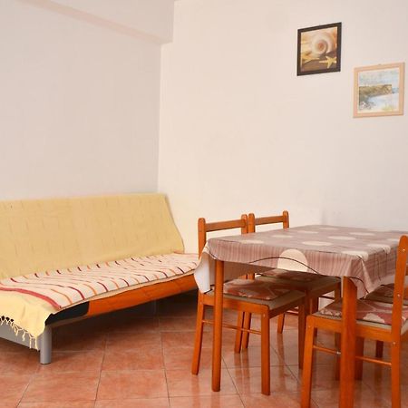 Apartments By The Sea Gradac, Makarska - 13681 Exterior photo
