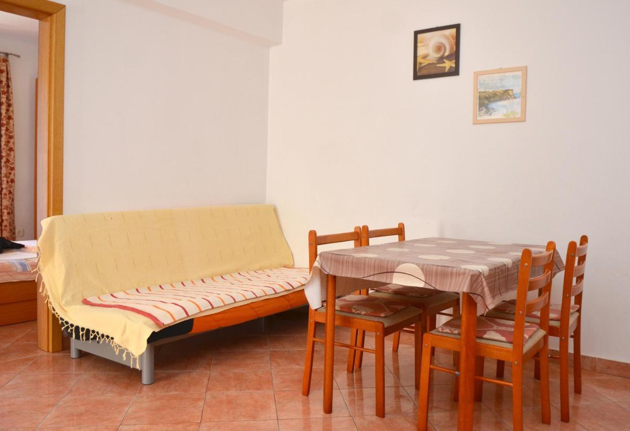 Apartments By The Sea Gradac, Makarska - 13681 Exterior photo
