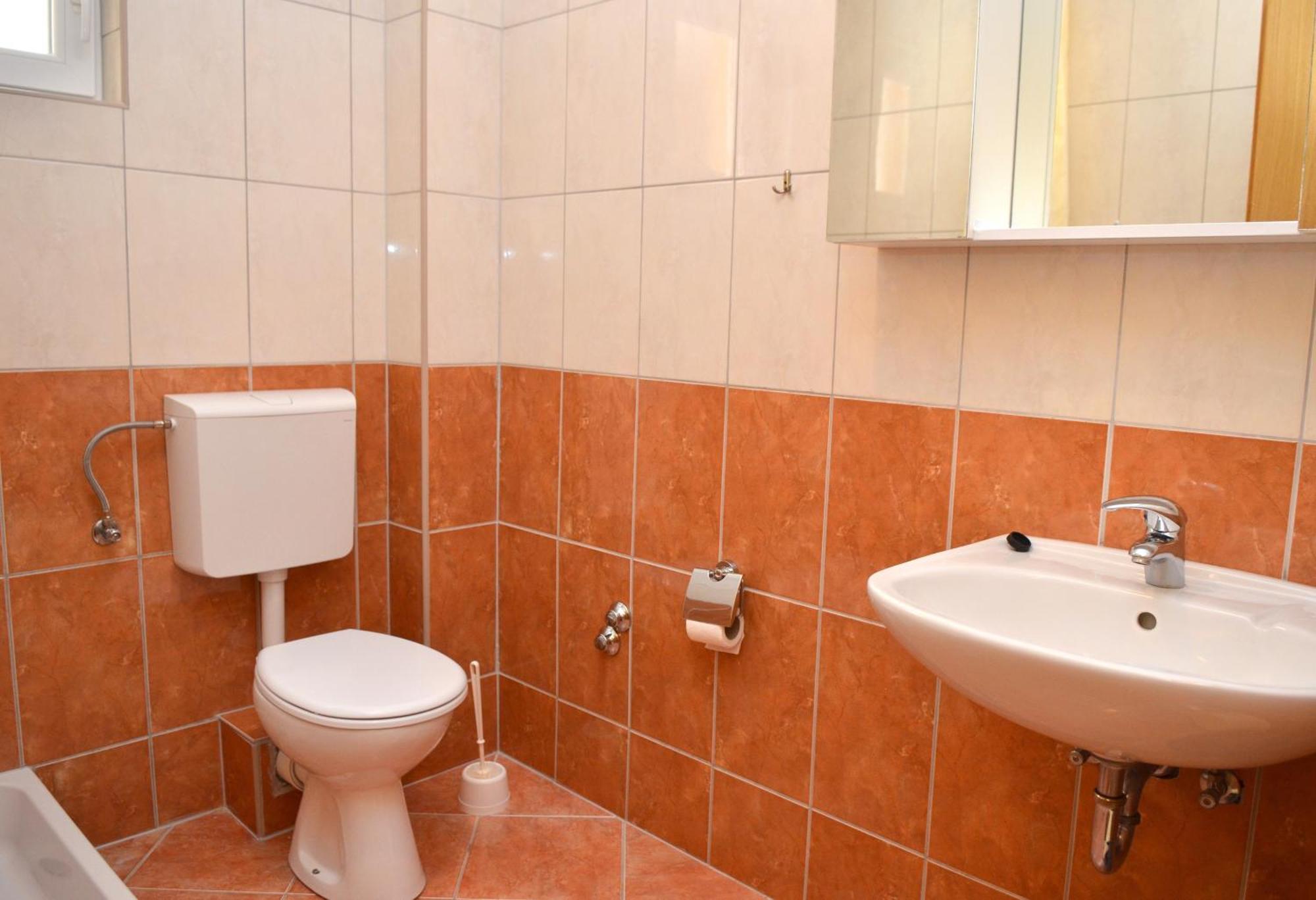 Apartments By The Sea Gradac, Makarska - 13681 Room photo