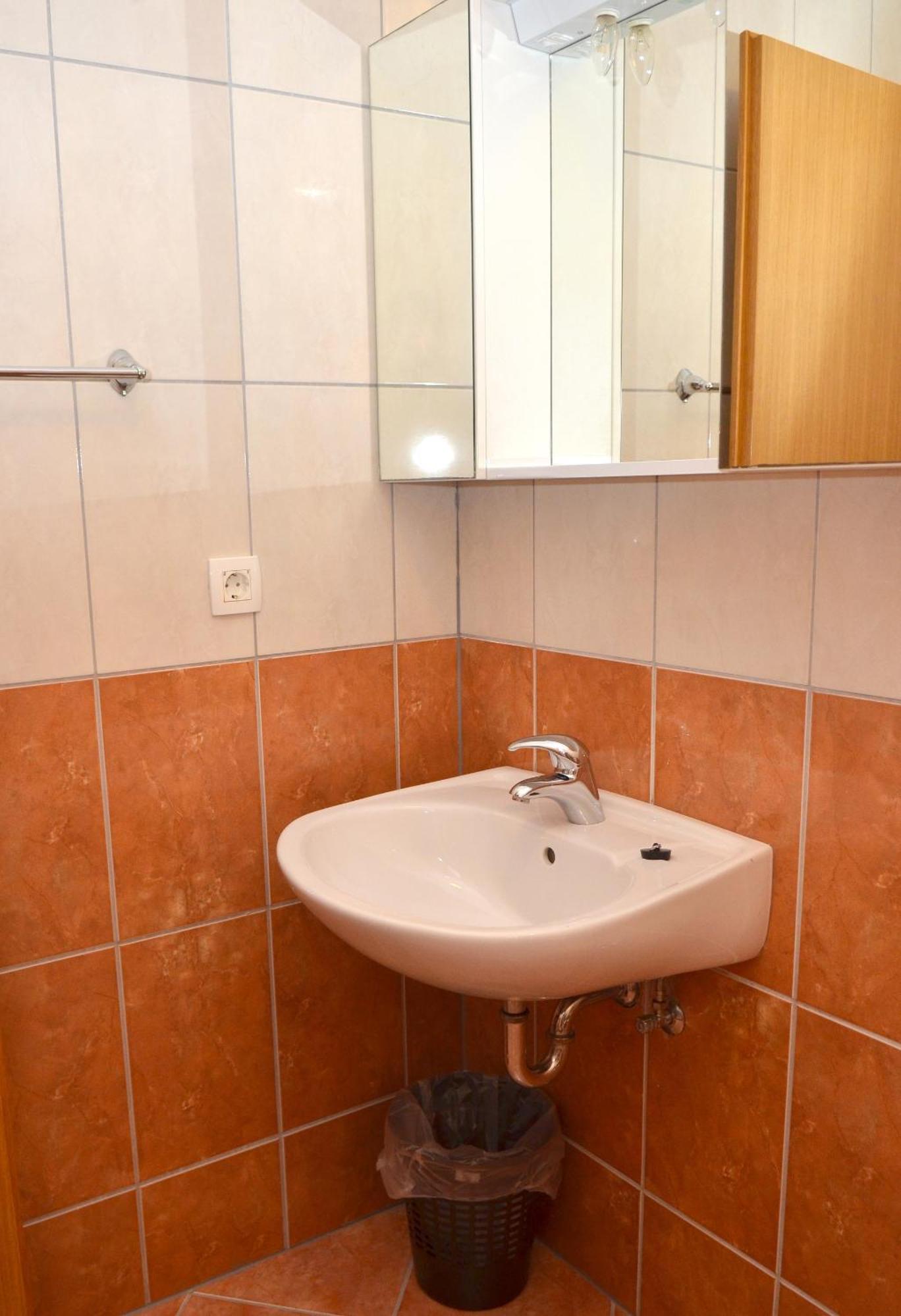 Apartments By The Sea Gradac, Makarska - 13681 Room photo