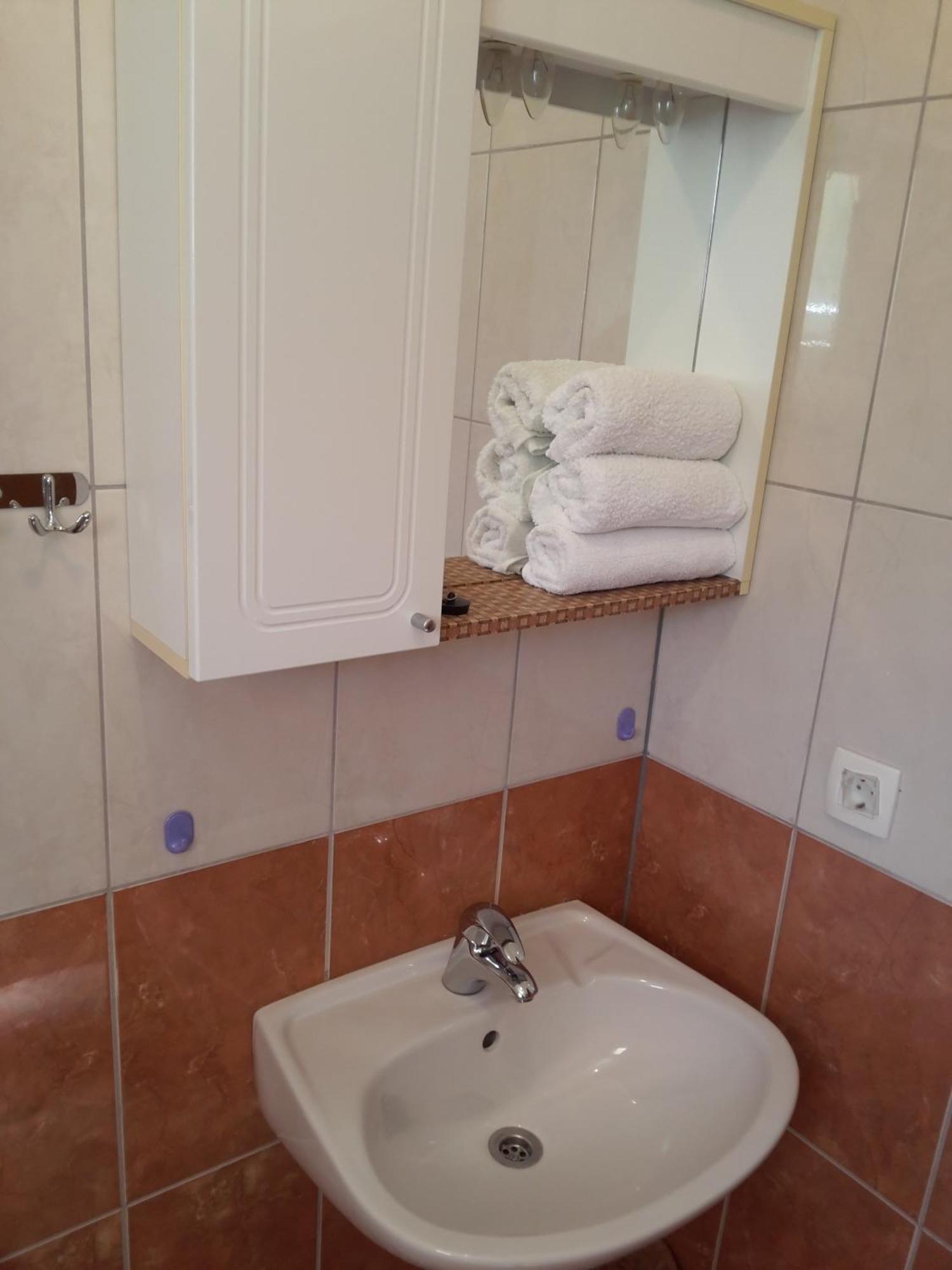 Apartments By The Sea Gradac, Makarska - 13681 Room photo